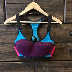 Victorias Secret Colorblock Sports Bra with Adjustable Straps